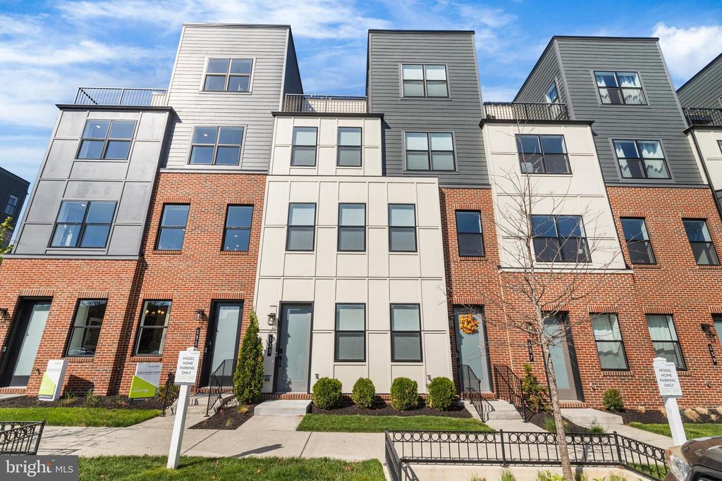 133 WARBURTON STREET, Alexandria, VA 22304