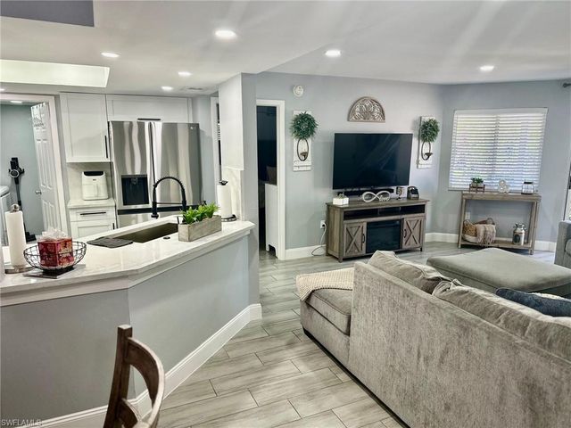 3100 Seasons WAY 108, Estero, FL 33928