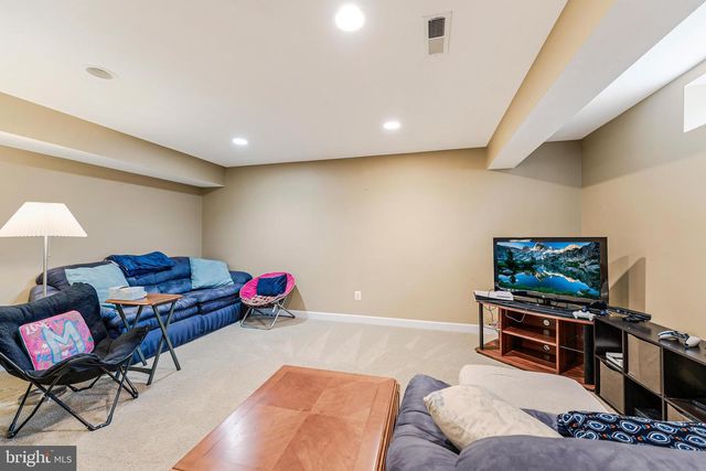 12179 OPEN MEADOW LN, Bristow, VA 20136