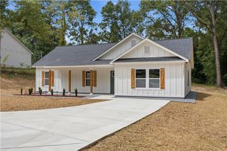 4380 Navajo Lane SE, Acworth, GA 30102