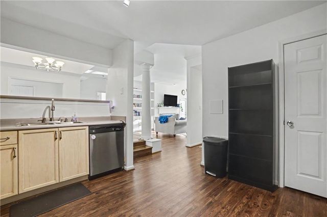 220 Renaissance Parkway NE 2107, Atlanta, GA 30308