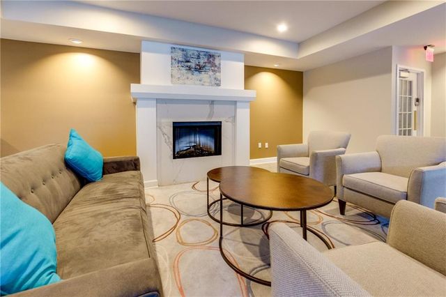 220 Renaissance Parkway NE 2107, Atlanta, GA 30308