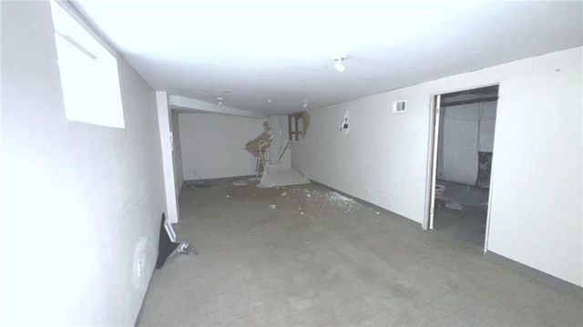 4260 NE Kelsey Road, Kansas City, MO 64116