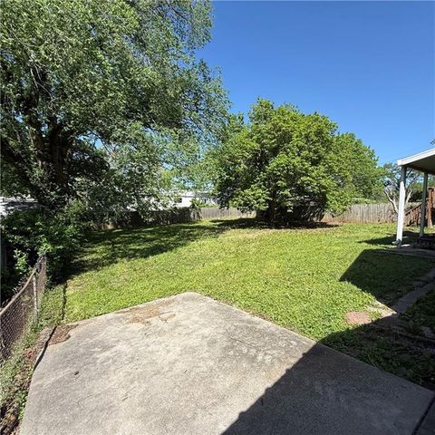 4260 NE Kelsey Road, Kansas City, MO 64116