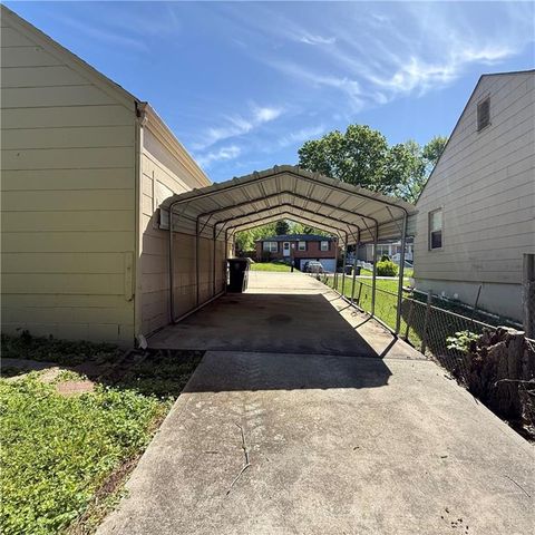 4260 NE Kelsey Road, Kansas City, MO 64116