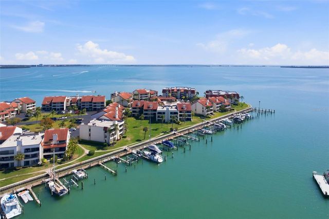 128 1ST STREET E. 102, Tierra Verde, FL 33715