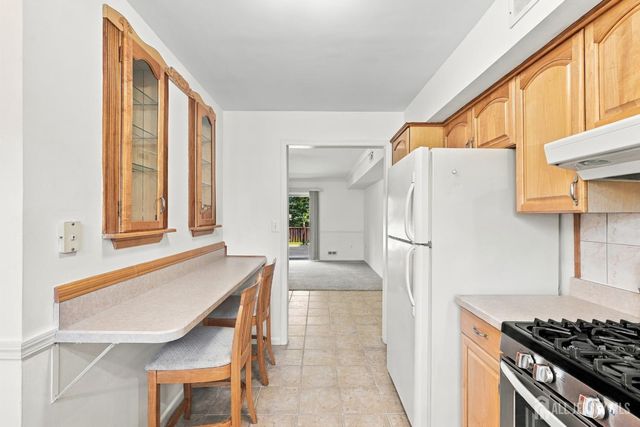 694 Darlington Drive, Old Bridge, NJ 08857