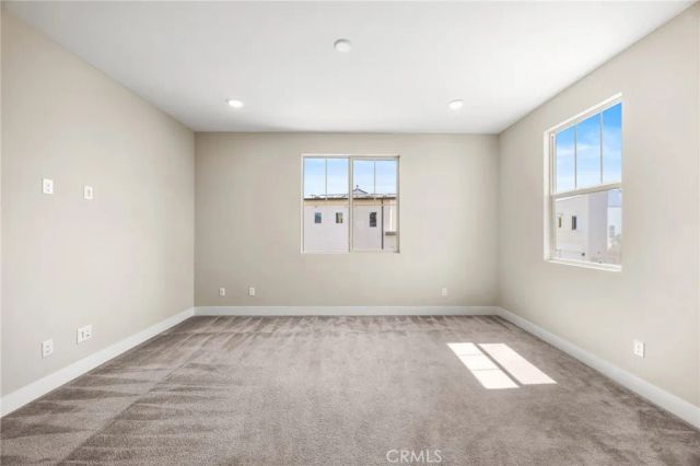 161 Scale, Irvine, CA 92618