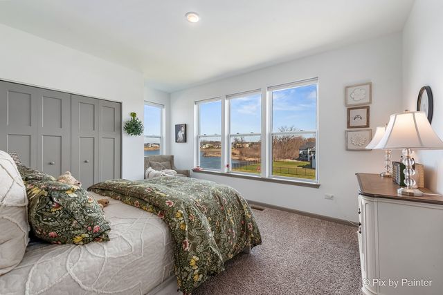 3654 Old Bridge Lane, Elgin, IL 60124