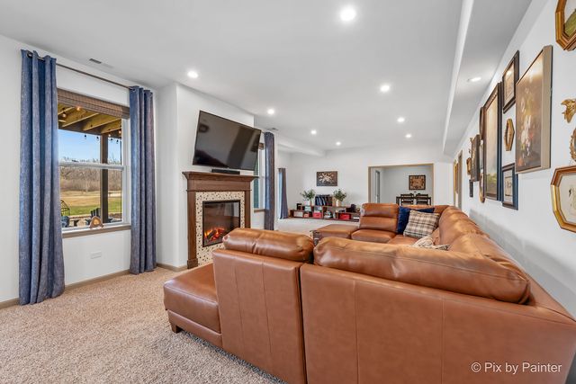 3654 Old Bridge Lane, Elgin, IL 60124
