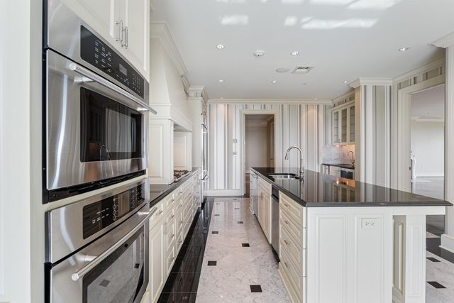 300 E 3rd St Apt 1604 1702, Little Rock, AR 72201