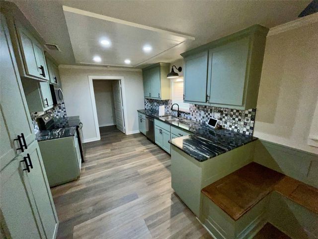 950 N Mccart Street, Stephenville, TX 76401