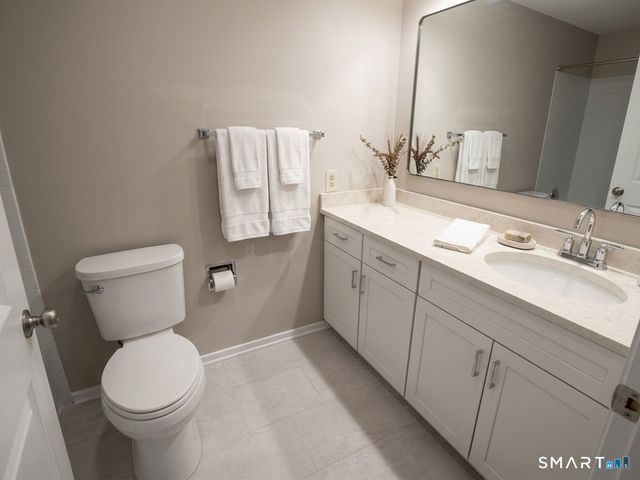 972 Heritage Village B, Southbury, CT 06488