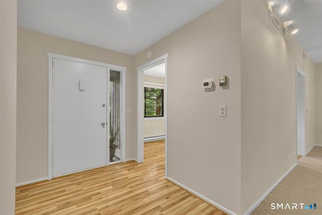 972 Heritage Village B, Southbury, CT 06488