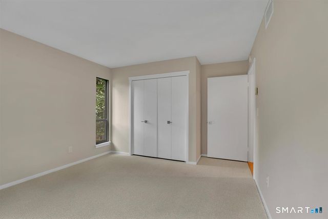 972 Heritage Village B, Southbury, CT 06488