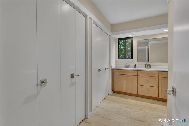 972 Heritage Village B, Southbury, CT 06488