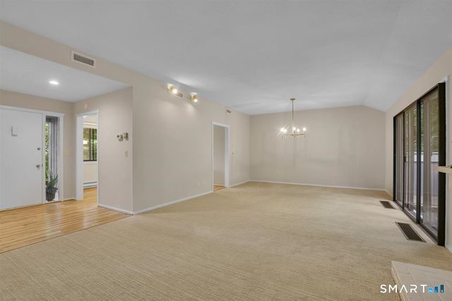 972 Heritage Village B, Southbury, CT 06488