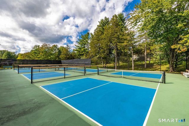 972 Heritage Village B, Southbury, CT 06488