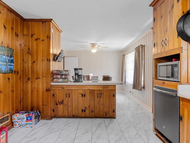 347 Crestview Drive, Spartanburg, SC 29306