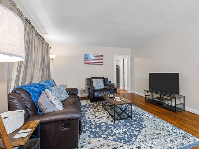 347 Crestview Drive, Spartanburg, SC 29306