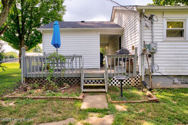 11704 E Hwy 44 E, Mt Washington, KY 40047