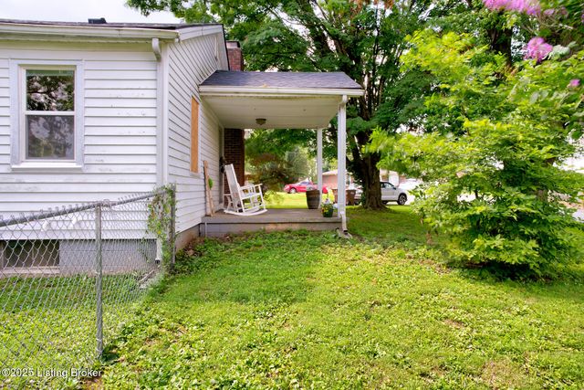 11704 E Hwy 44 E, Mt Washington, KY 40047