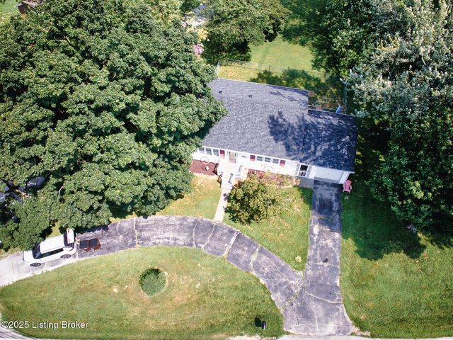 11704 E Hwy 44 E, Mt Washington, KY 40047