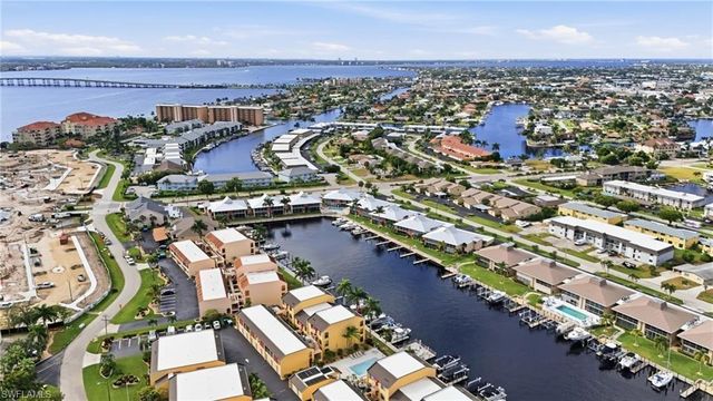 4009 SE 19th AVE 3, Cape Coral, FL 33904