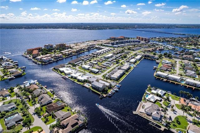 4009 SE 19th AVE 3, Cape Coral, FL 33904