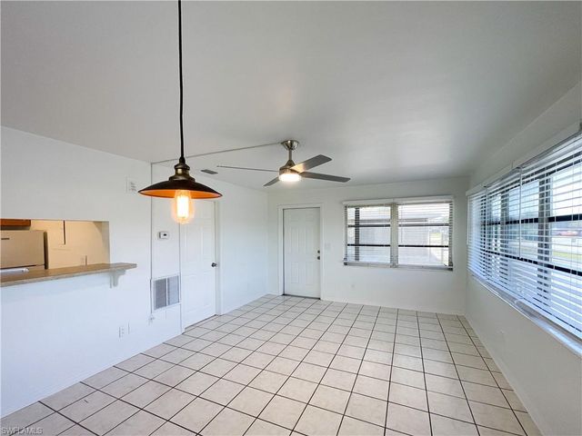 4009 SE 19th AVE 3, Cape Coral, FL 33904