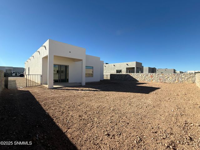7672 Alila Way, Las Cruces, NM 88012
