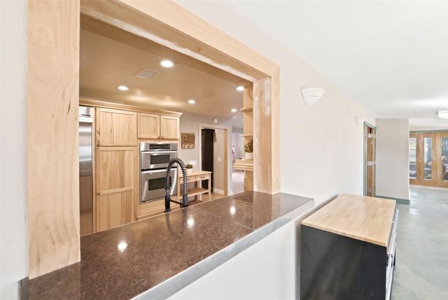 114 Pinedale DR, Bastrop, TX 78602