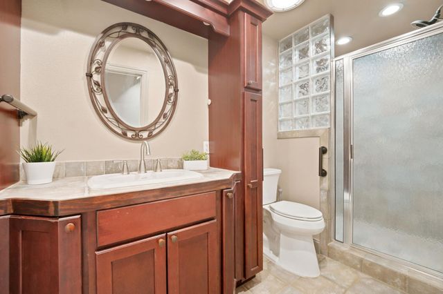 114 Pinedale DR, Bastrop, TX 78602