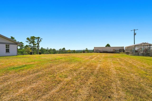 114 Pinedale DR, Bastrop, TX 78602