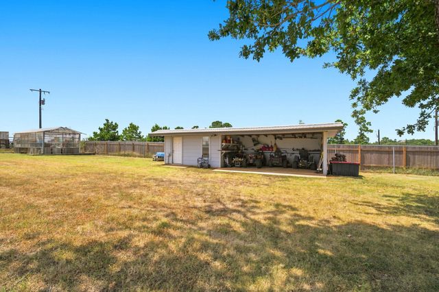 114 Pinedale DR, Bastrop, TX 78602