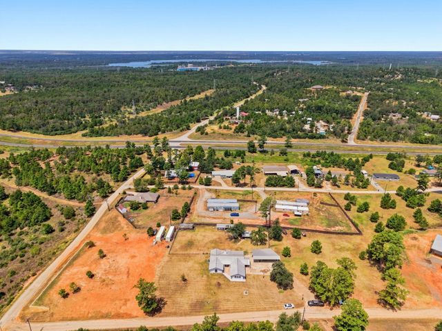 114 Pinedale DR, Bastrop, TX 78602