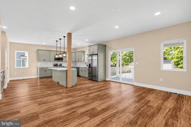1650 RESERVOIR AVE, Willow Grove, PA 19090