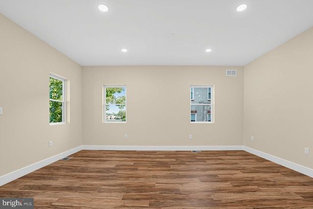 1650 RESERVOIR AVE, Willow Grove, PA 19090