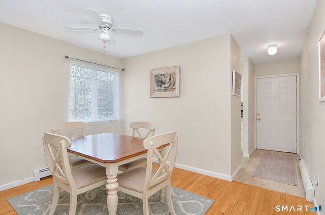 19 Eden Court 19, Brookfield, CT 06804