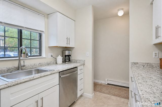 19 Eden Court 19, Brookfield, CT 06804