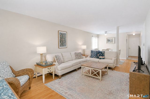 19 Eden Court 19, Brookfield, CT 06804