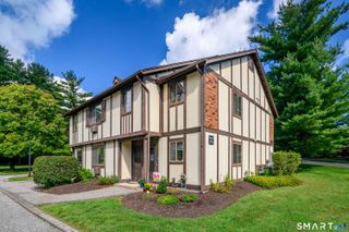 19 Eden Court 19, Brookfield, CT 06804
