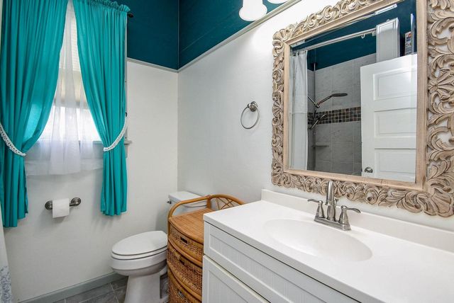 807 Clipson Road, Eagle Lake, TX 77434