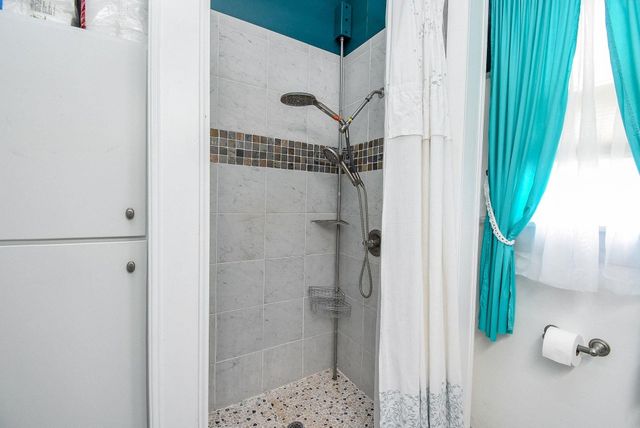 807 Clipson Road, Eagle Lake, TX 77434