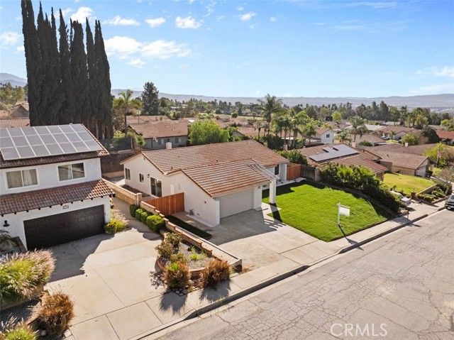 2905 Overland Court, Highland, CA 92346