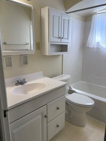 2793 Sherwood Road, Columbus, OH 43209