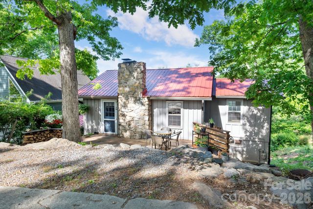 126 Maney Avenue, Asheville, NC 28804