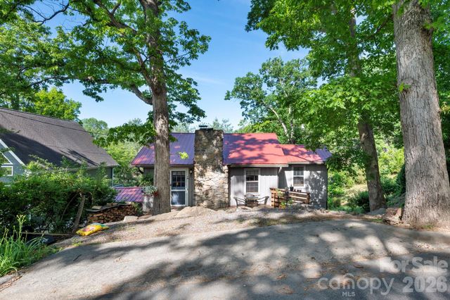 126 Maney Avenue, Asheville, NC 28804