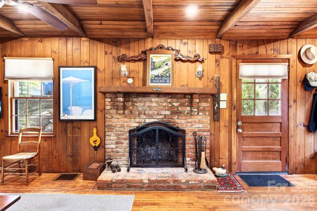 126 Maney Avenue, Asheville, NC 28804
