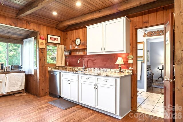 126 Maney Avenue, Asheville, NC 28804